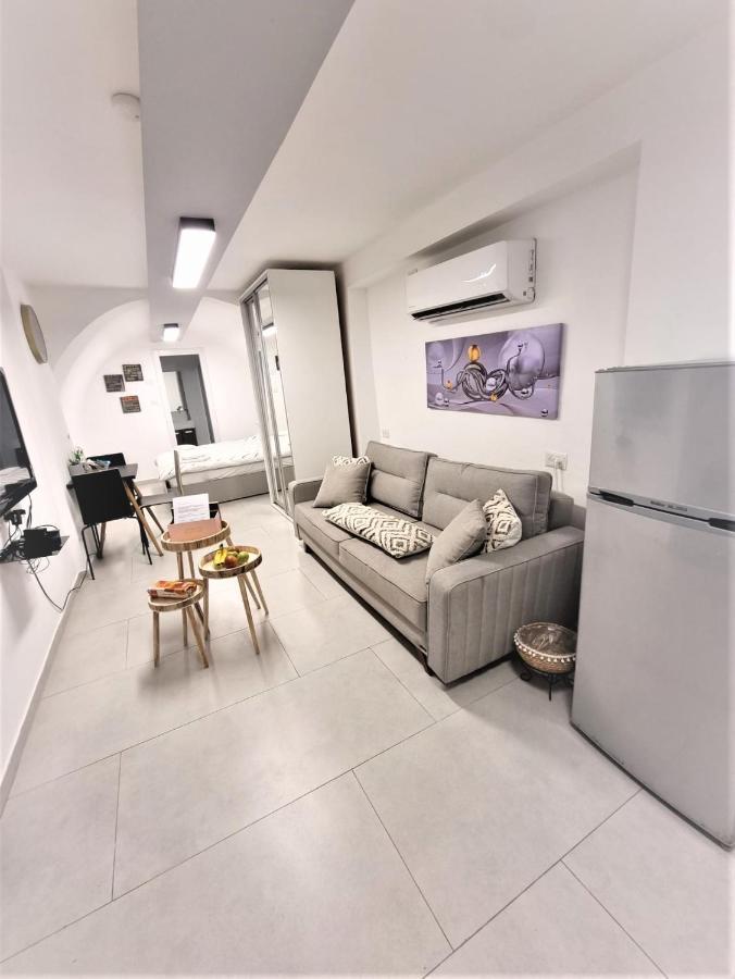 Jaffa 17 - Urban Loft Apartment Yerusalem Bagian luar foto