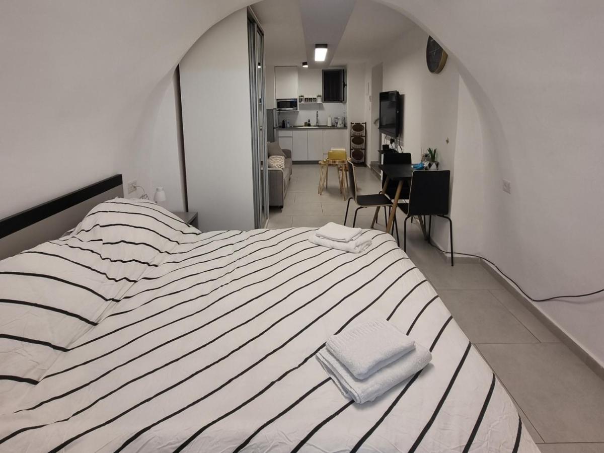 Jaffa 17 - Urban Loft Apartment Yerusalem Bagian luar foto